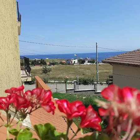 Bleu - синя лю-бо-в Синеморец